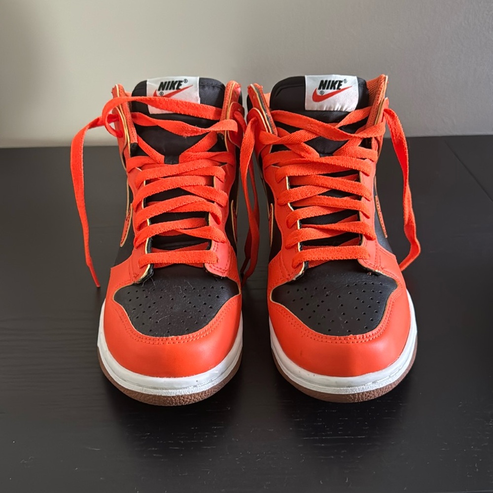 Mid Nike dunks